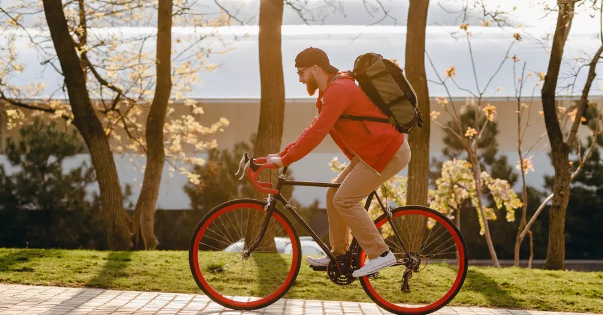 Do Indoor Trainer Hours Differ from Riding Outdoors?