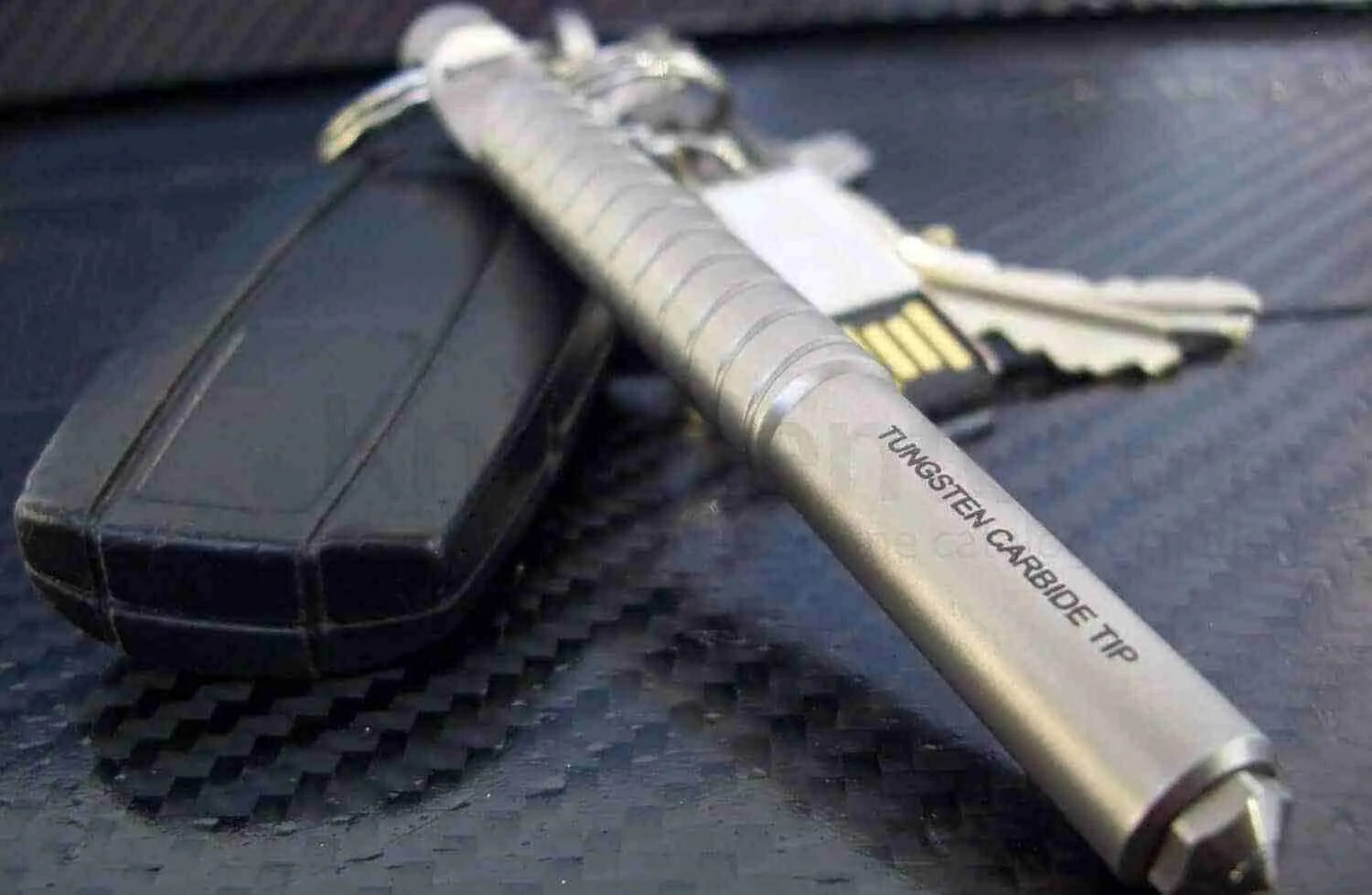 Kubotan the pain amplifier Fighting Tips Street Fight Mentality