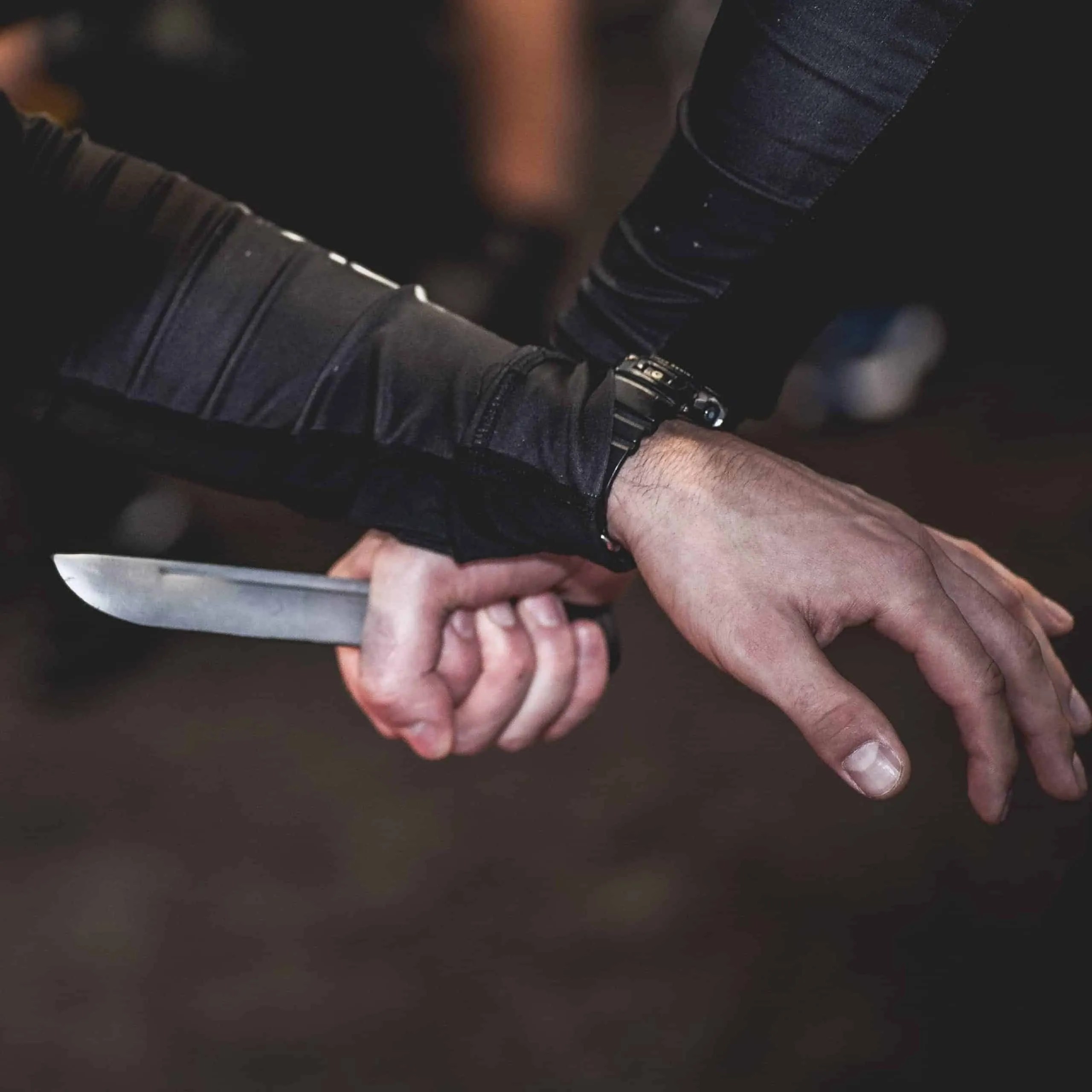 The barehanded defense against the knife Fighting Tips Street