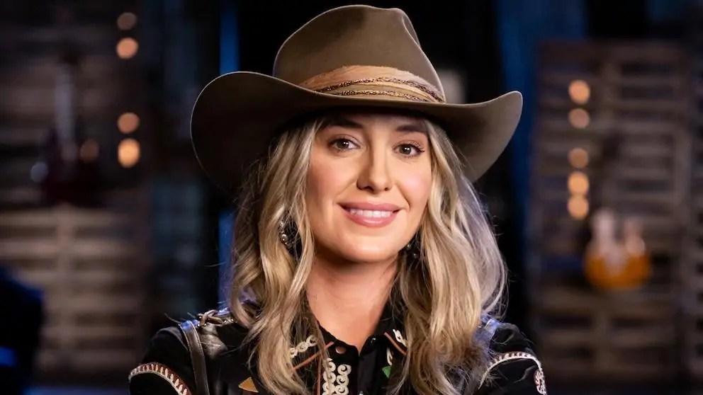 Lainey Wilson Age Facts About the Country Music Sensation