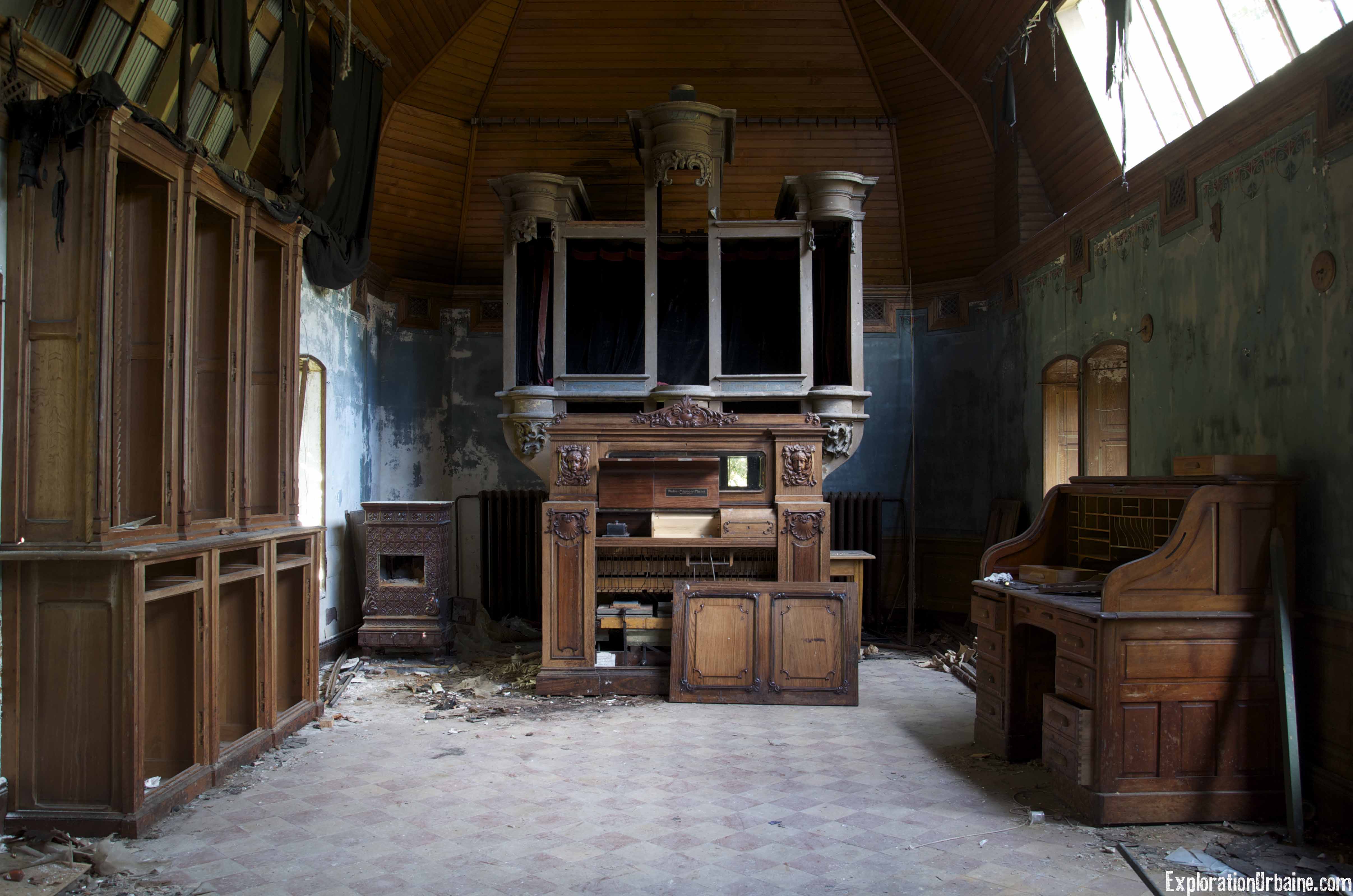 Le manoir au piano MonsieurKurtis