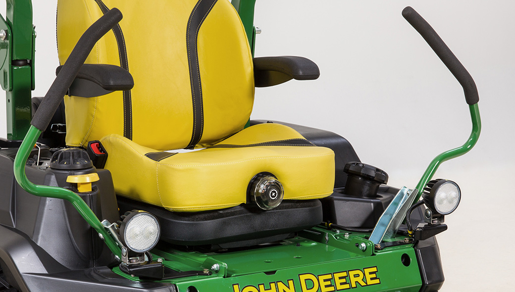 Z740R ZTrak™ ZeroTurn Mower Z700 Series ZTraks Explore John Deere