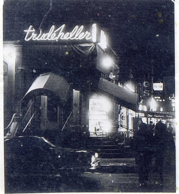 West Village Walks Explore Float