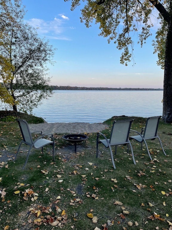 Private Vacation Home Chain of LakesGeneva Explore Alexandria