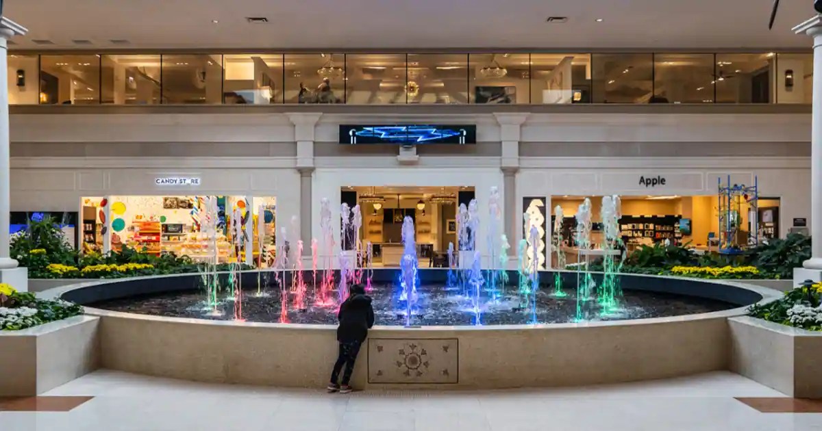 6 Best Electronic Stores in Chicago for phones and laptops Explore All US