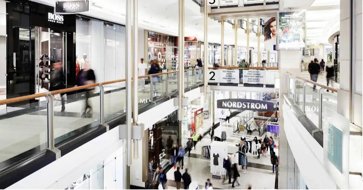 10 Best Shopping malls in Chicago for weekend outing