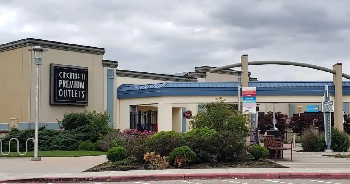 5 Best Shopping malls in Cincinnati with Playzone Explore All US