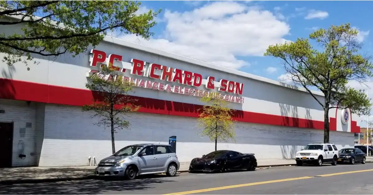 Top 7 Best Electronics stores in New York