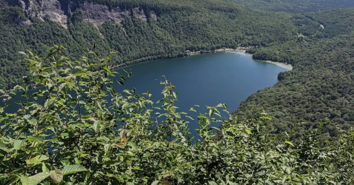 5 Famous and Best Hiking Trails in Vermont Explore All US
