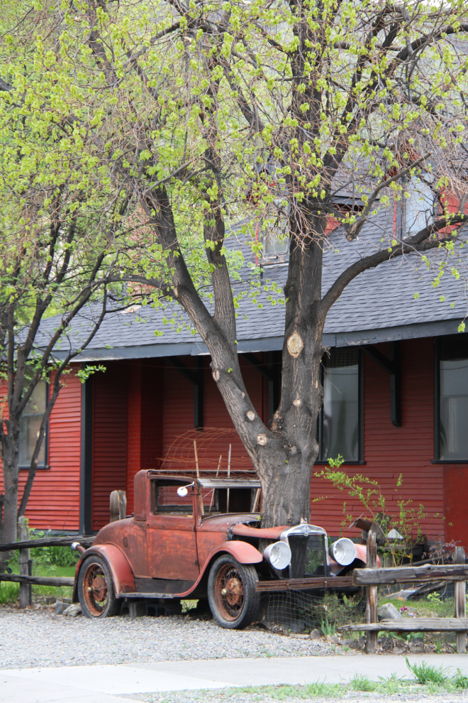 Continuing south, with a detour to explore Ashcroft The ExploreNorth Blog