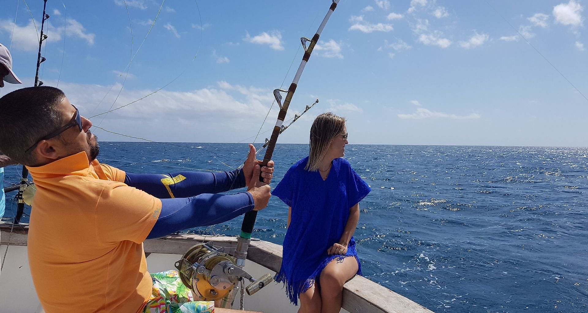 Peche au gros à RiviereNoire, ile Maurice DunienZîl