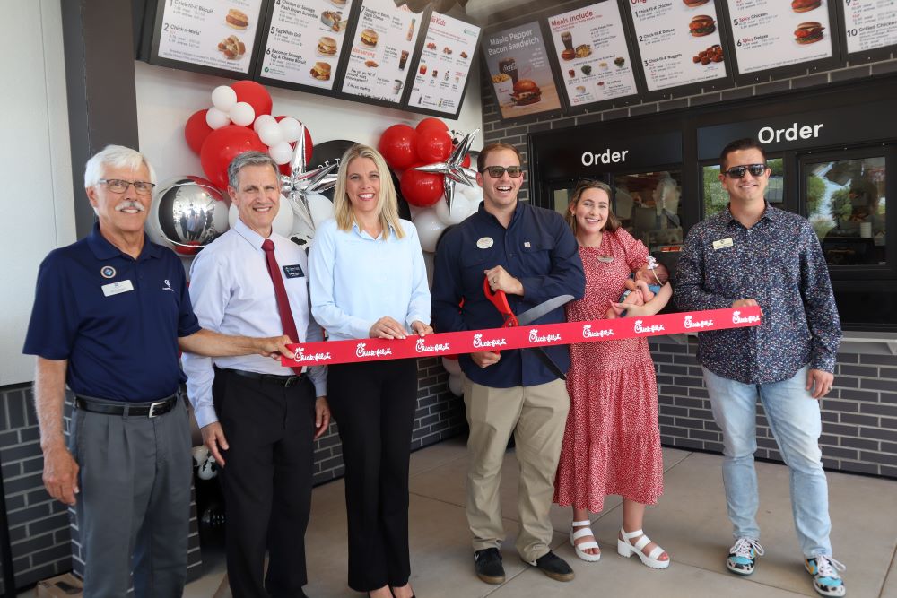 ChickfilA Opens at Ironwood and Ocotillo Explore Queen Creek