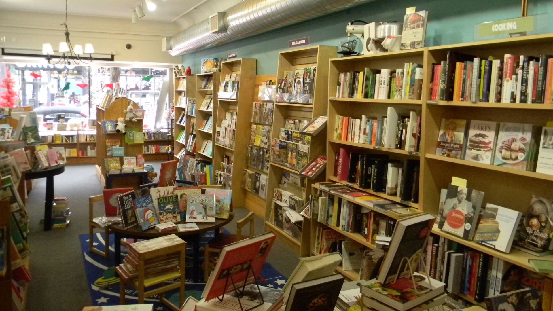 A St. Louis Gift Guide to Make Holiday Shopping More Meaningful