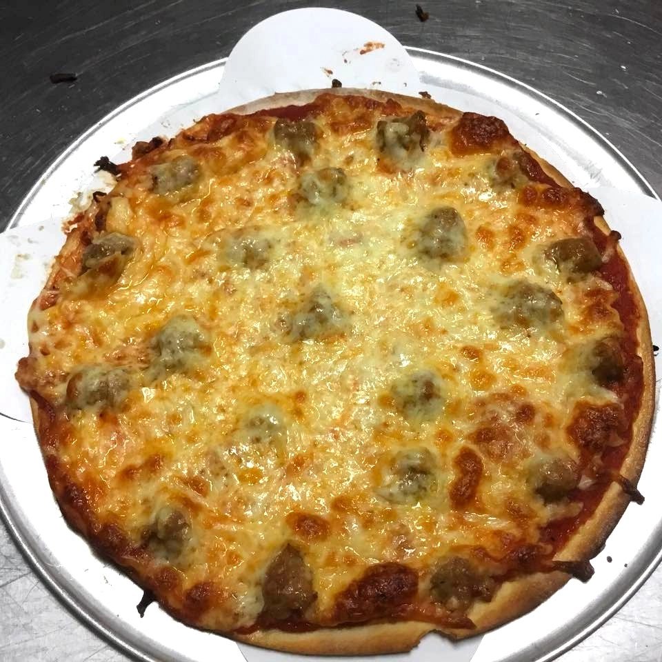 Carbone’s Pizzeria Explore White Bear