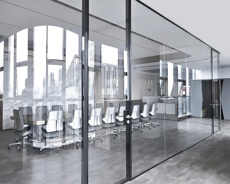 Single Glazing VS Double Glazing For Office Partition