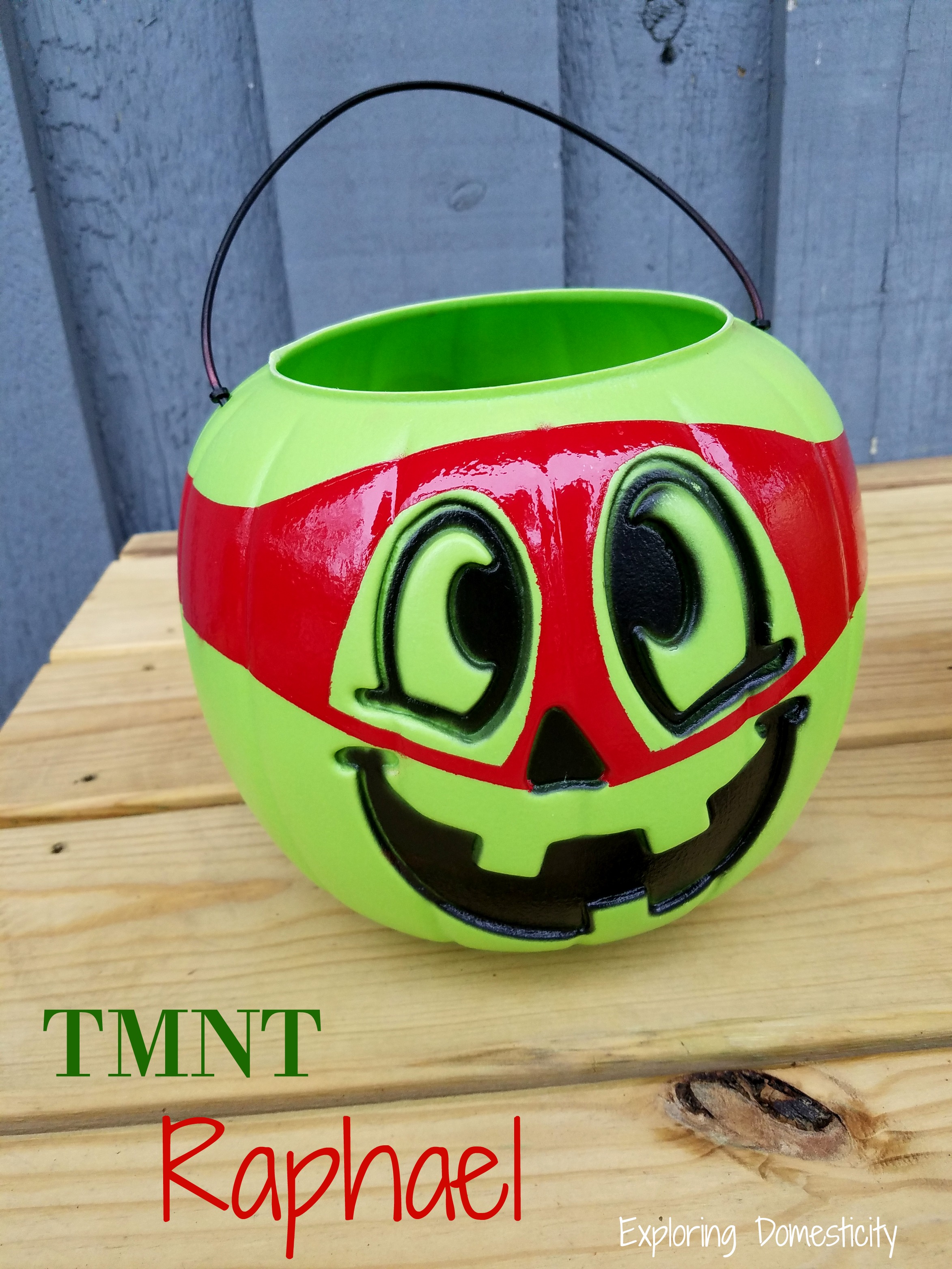 DIY Personalized Halloween Pumpkin Bucket ⋆ Exploring Domesticity