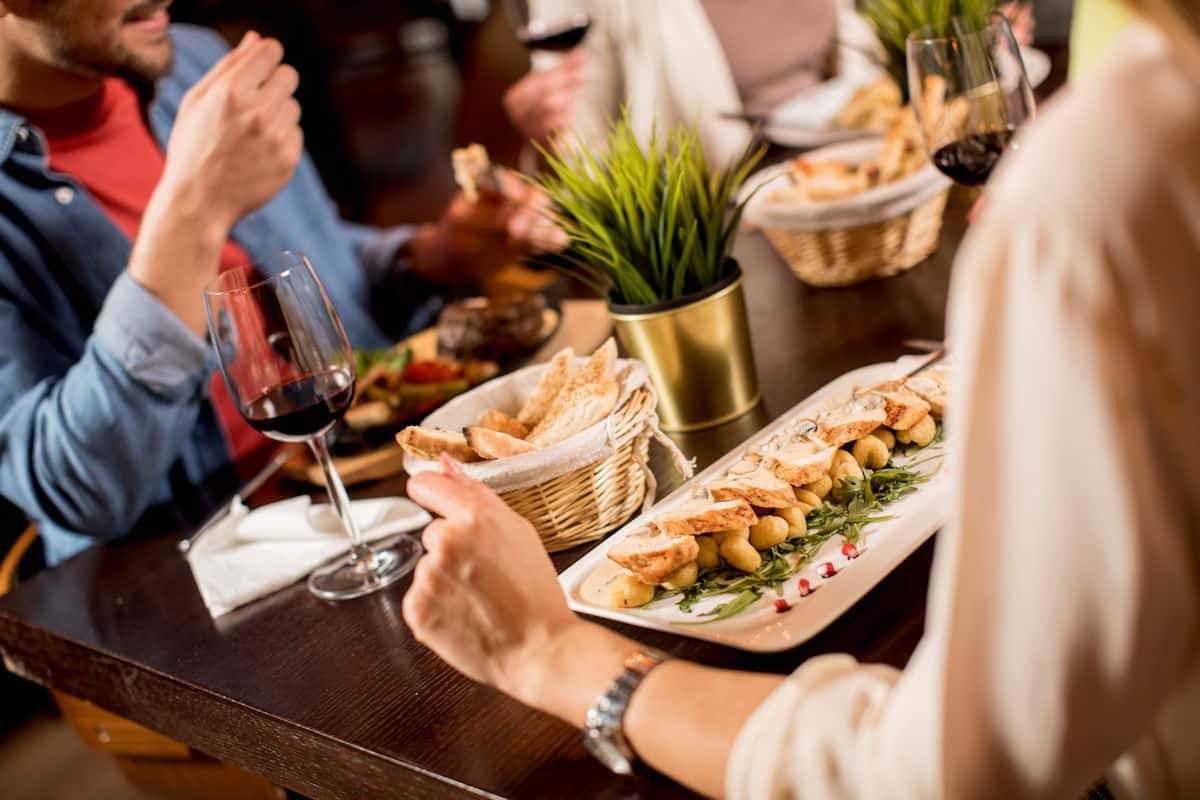 8 Best Restaurants In Westbrook