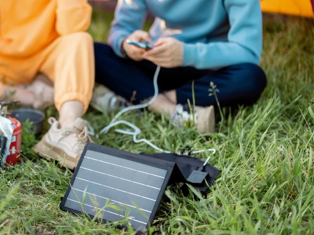 Easy Ways To Charge Phone & Devices While Camping Exploring Parks