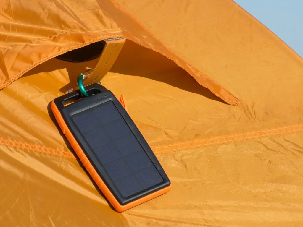 Easy Ways To Charge Phone & Devices While Camping Exploring Parks