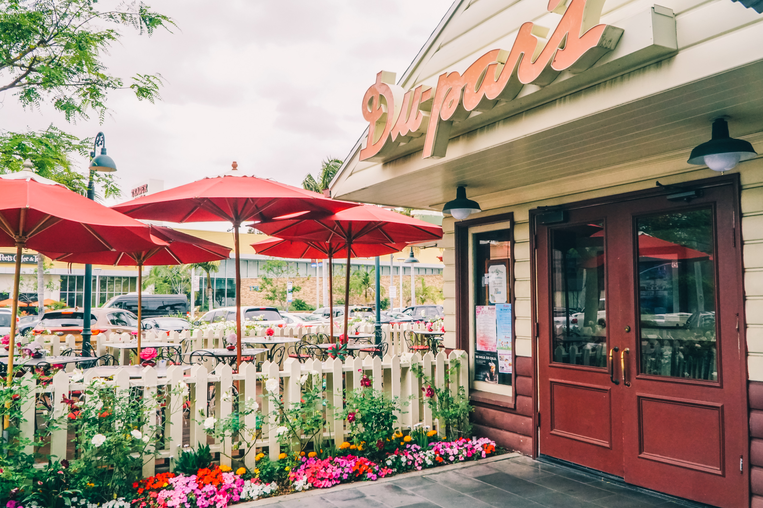 The Historic Farmers Market in the Heart of Los Angeles