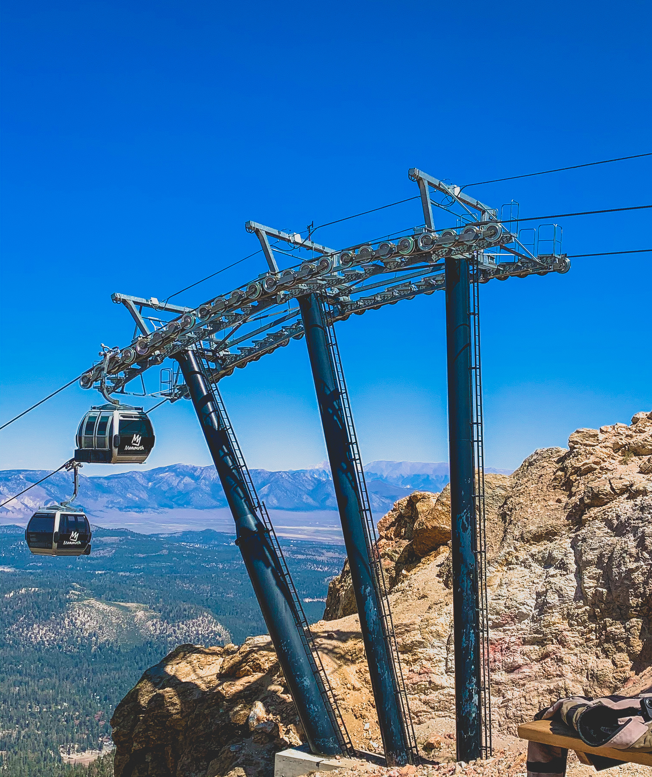 Mammoth Gondola Exploring Our World