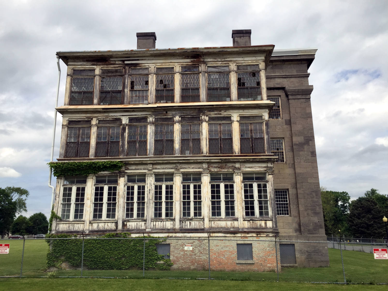 A Look Inside the Former 'New York State Lunatic Asylum at Utica'