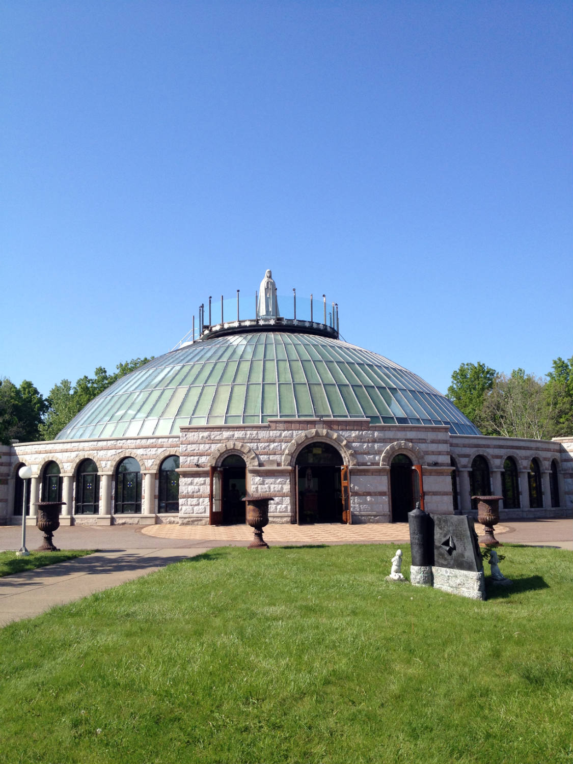 Visiting the Basilica of the National Shrine of Our Lady of Fatima in