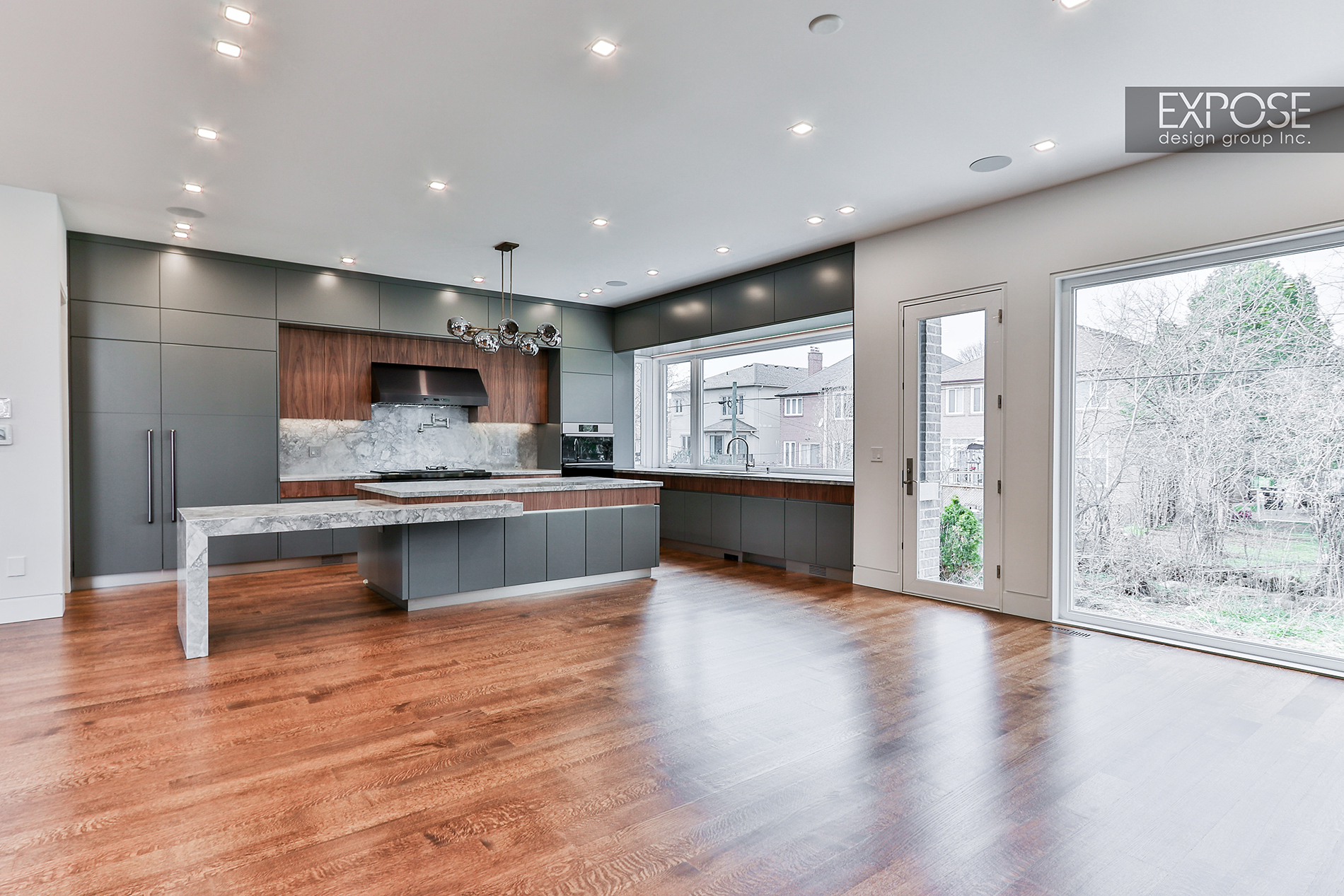 Newton Drive Toronto exposearc