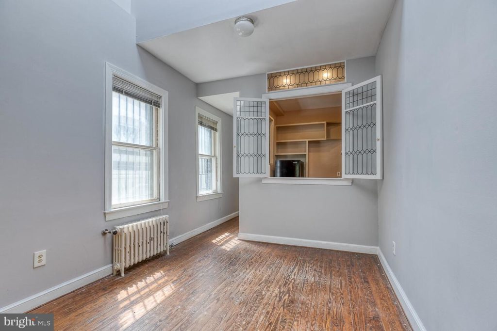 Exposed Brick DC Renovation Ready Capitol Hill Townhouse 730,000