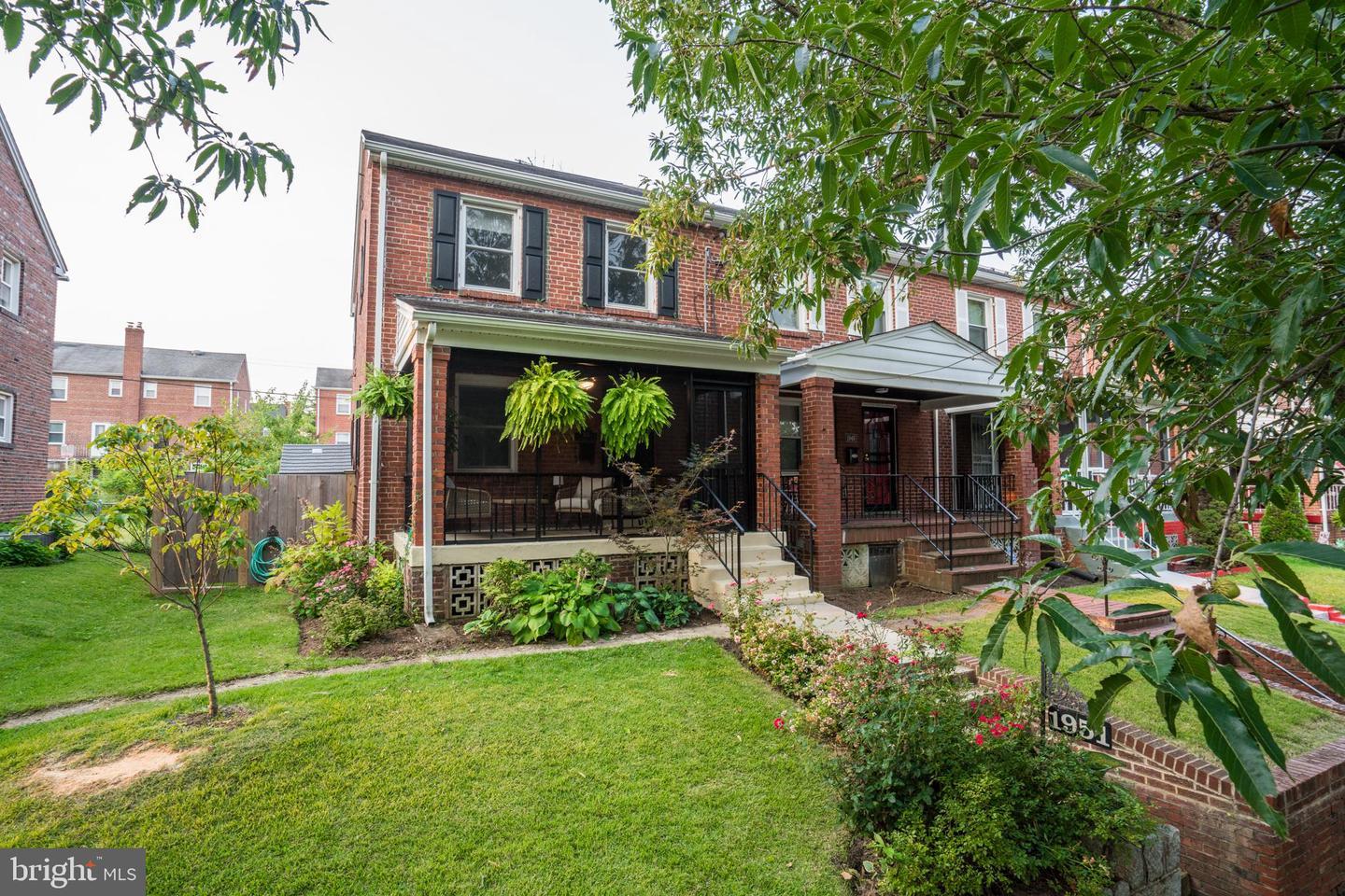 Exposed Brick DC Three Bedroom House in Randle Heights 495,000