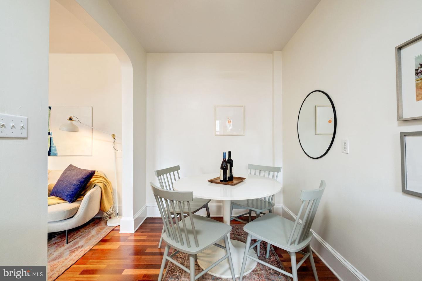 Exposed Brick DC Studio Condo in Woodley Park 229,000