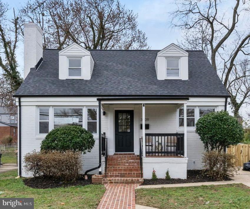 Exposed Brick DC Four Bedroom House in Hillcrest 699,900