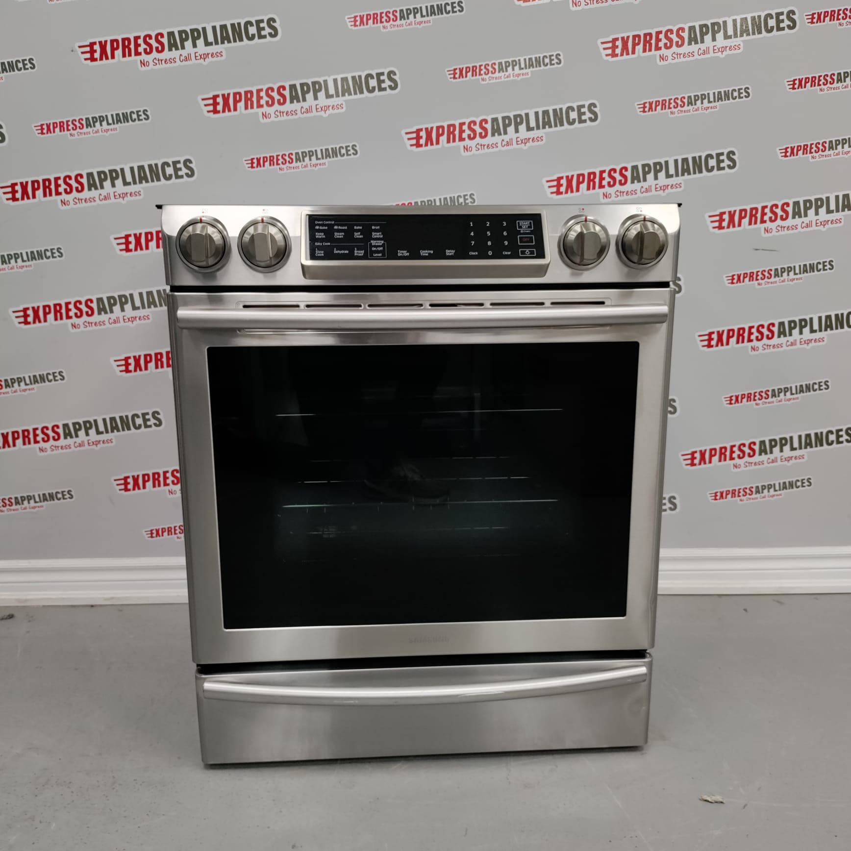 Brand New Floor Model Samsung Induction Range NE58K9560WS For Sale ️