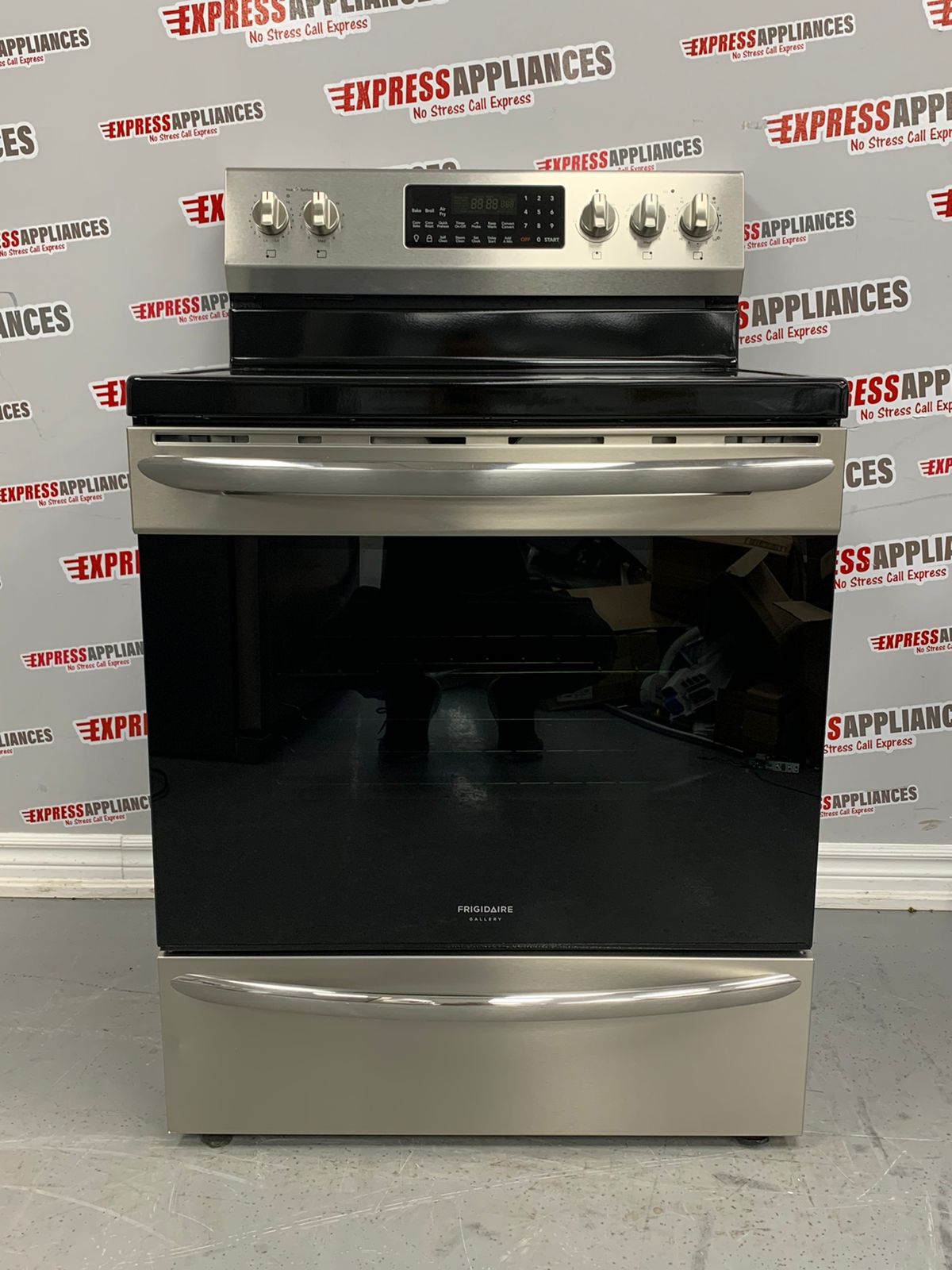 Brand New Floor Model FRIGIDAIRE RANGE GCRE306CAFF For Sale ️ Express