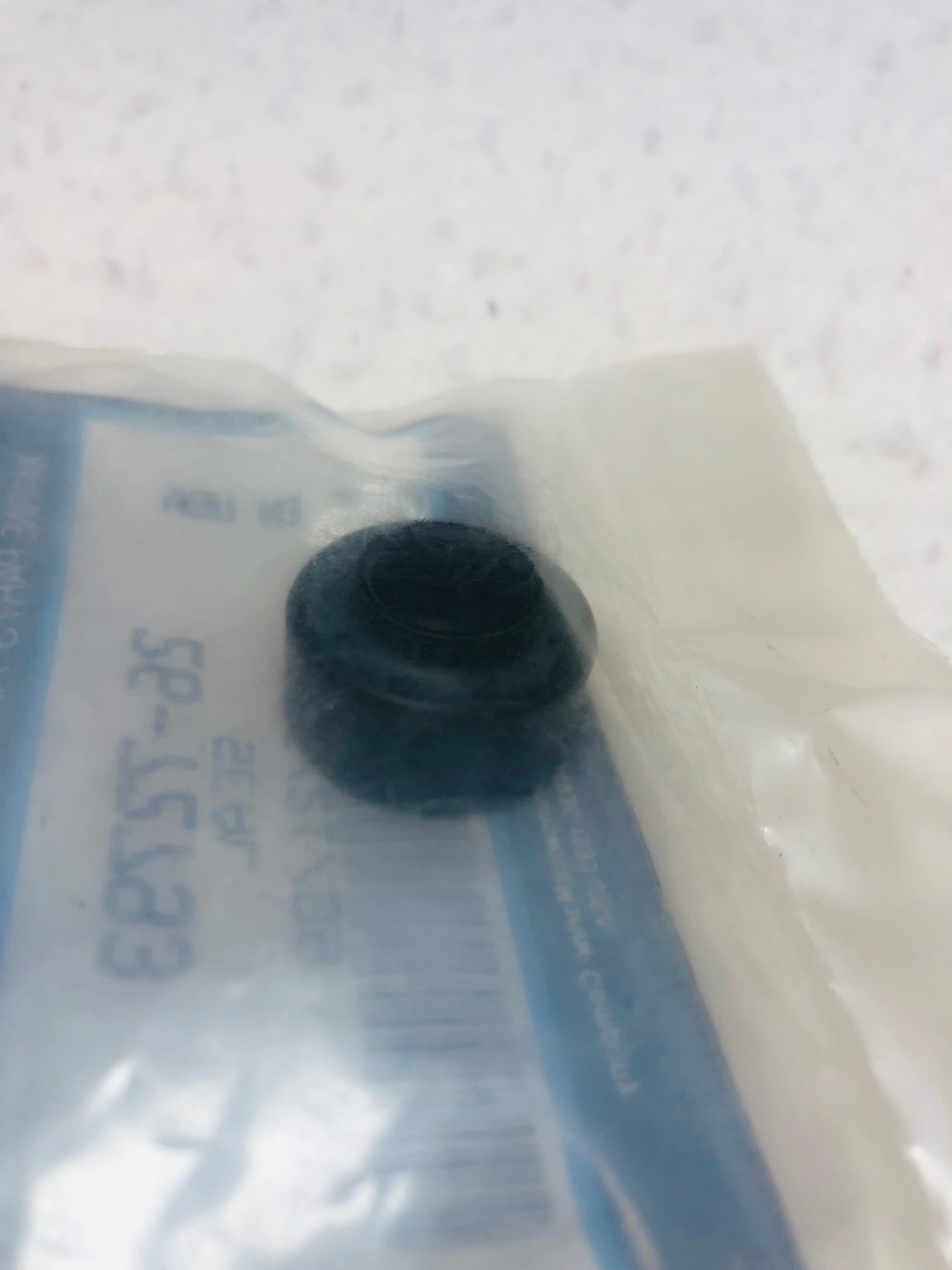 Quicksilver Mercury Crankshaft Seal 2672793 Express Marine