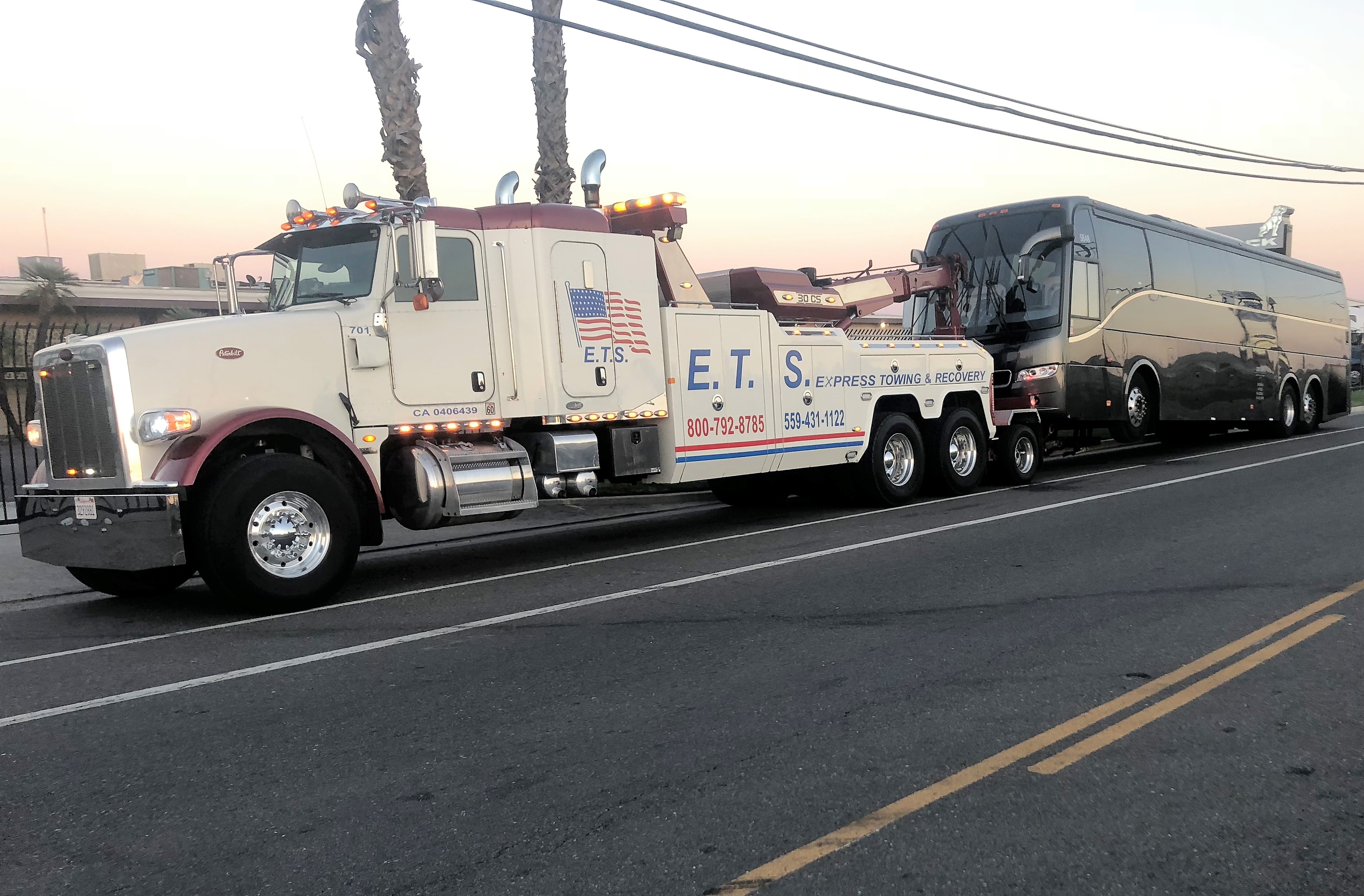 Photos/Videos Express Truck Service