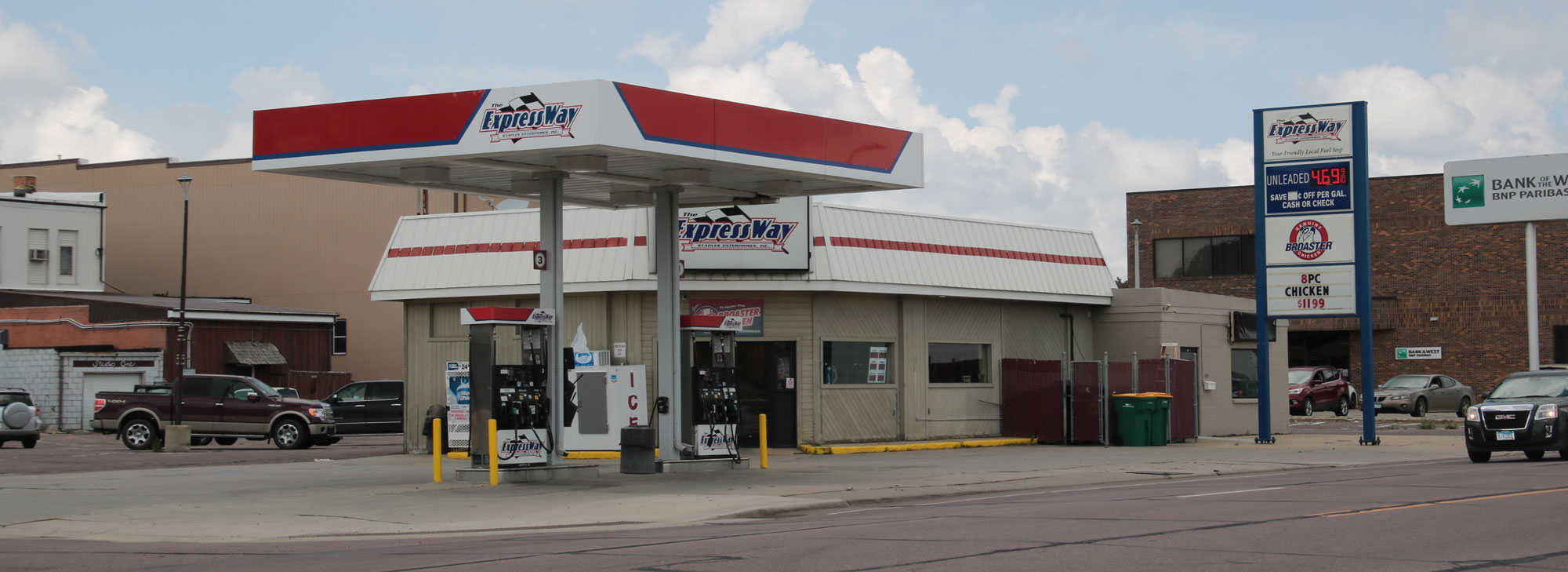 Windom Expressway Convenience Stores