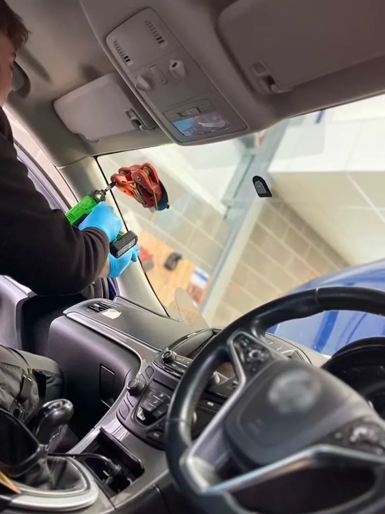 Windscreen Repair and Replacement Express Windscreen