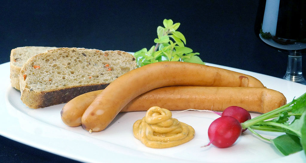 Can Dogs Have Sausage? Exqeo