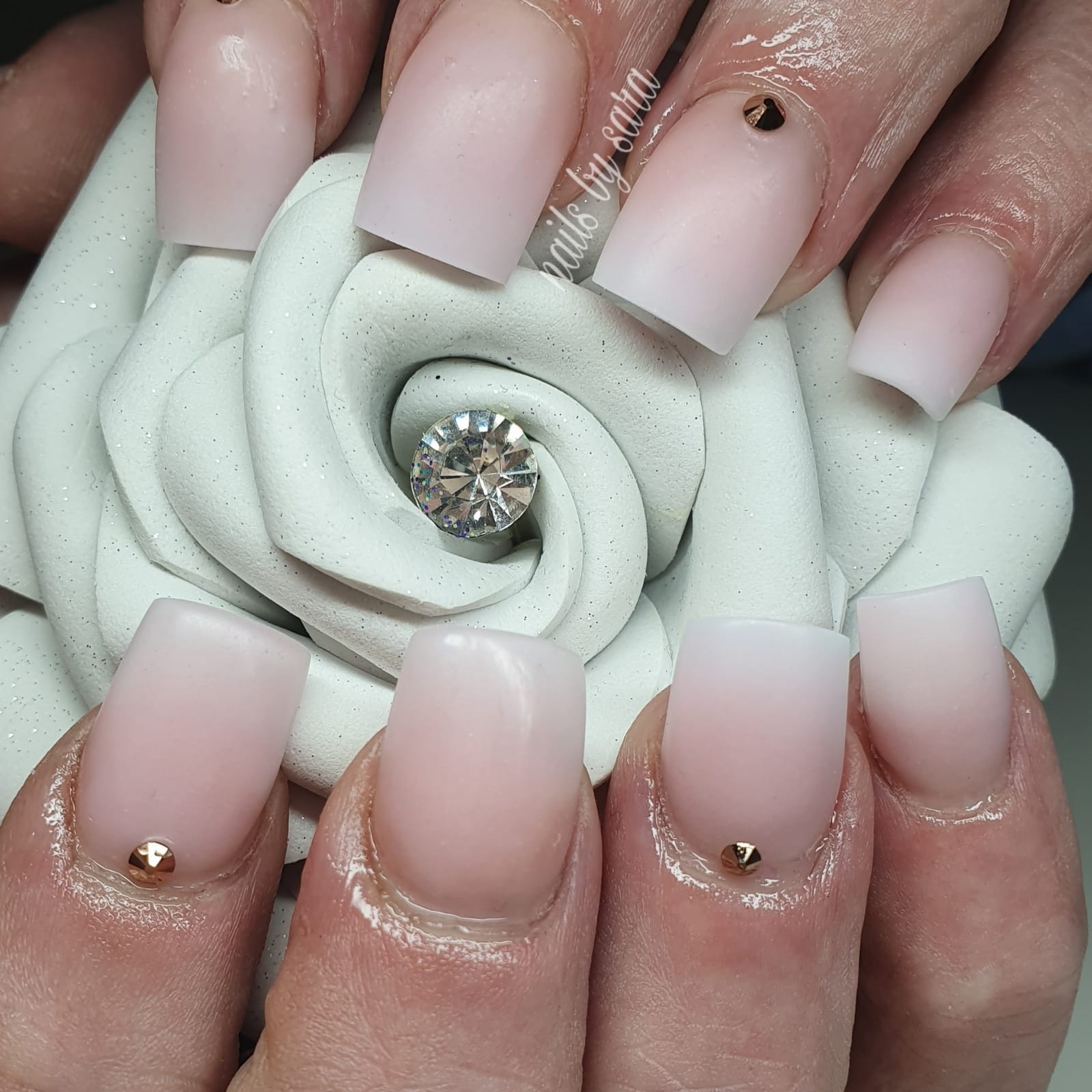 Latest Designs Exquisite Nails