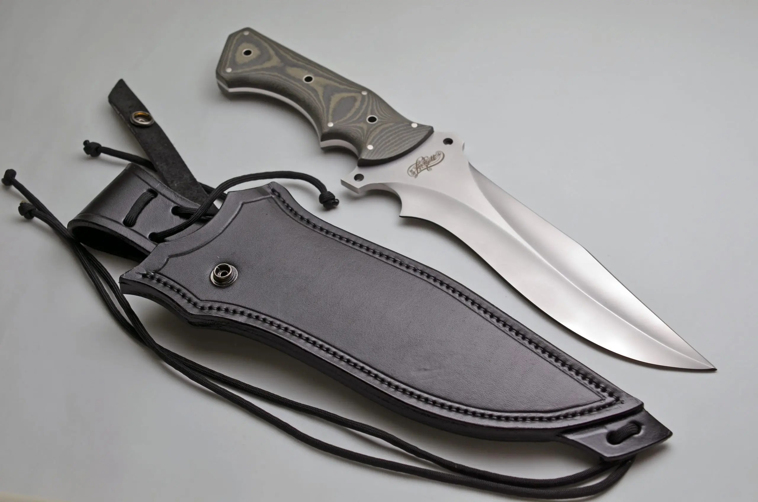 Tactical Knives Exquisite Knives