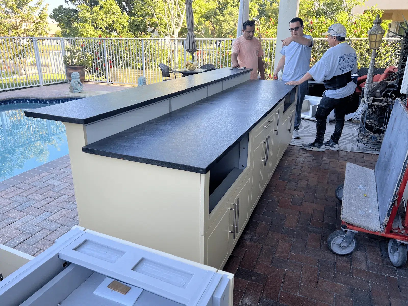 Are Outdoor Kitchens Worth the Investment? EXT