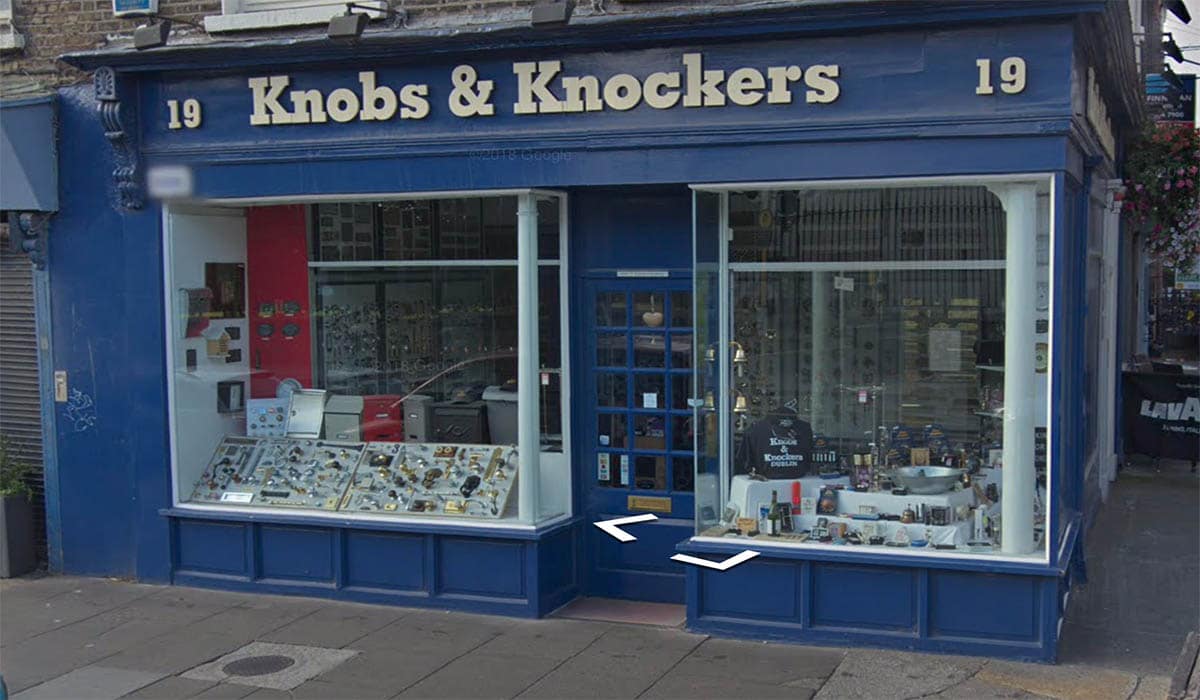 'End of an era' Iconic store Knobs and Knockers leaving Dublin city