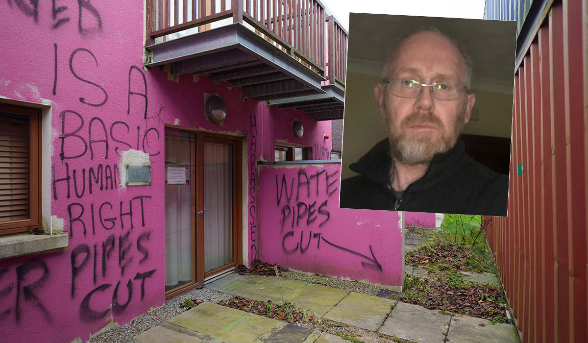 Man Paints House Pink And Writes All Over It In Bitter Dispute With