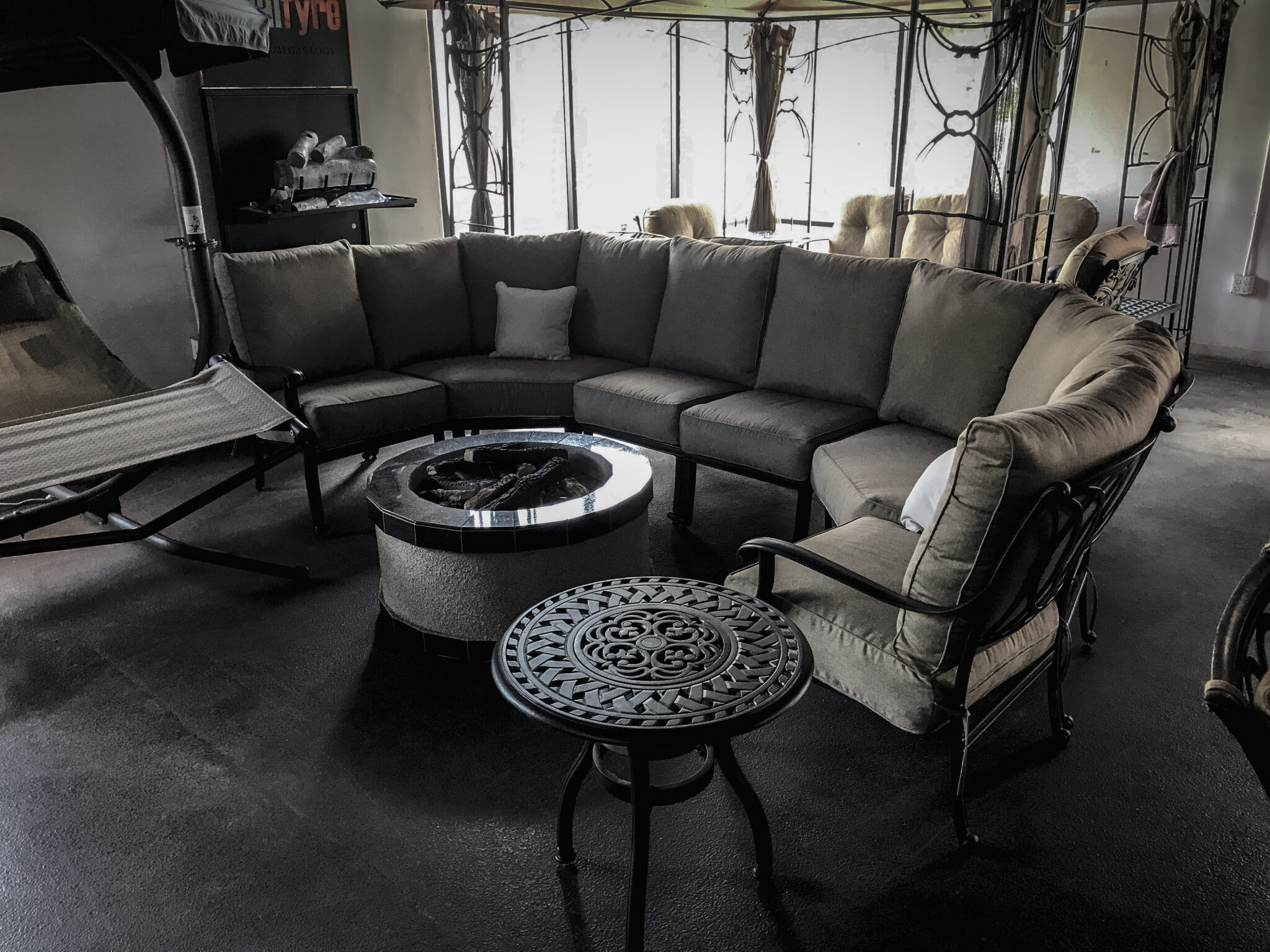 Extreme Backyard Designs Outdoor Kitchens