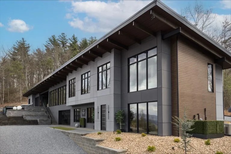 Pinhoti Peak Showhouse Features VERSATEX Canvas Series Extreme How To