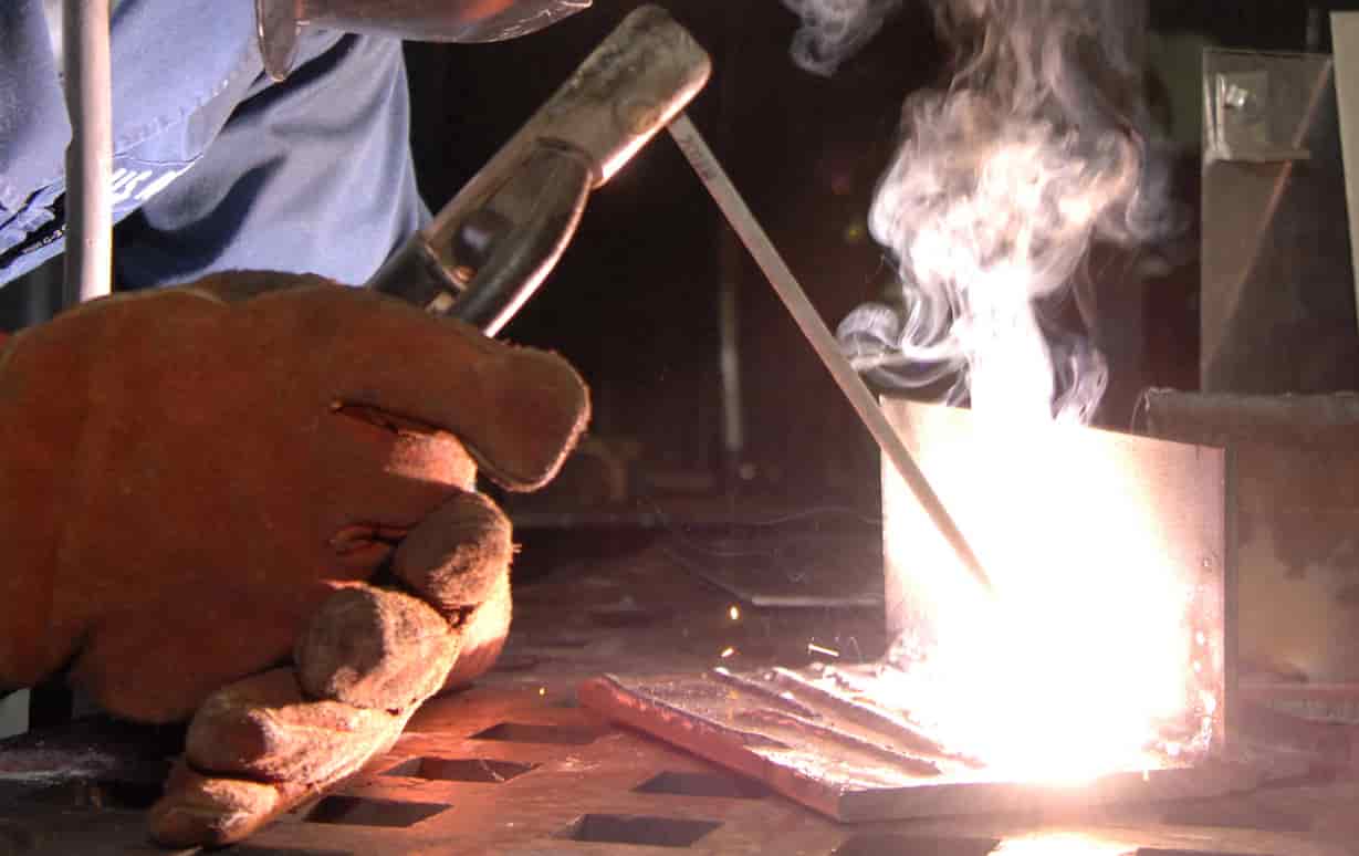 What are Electric Arc Welding Types? ExtruDesign