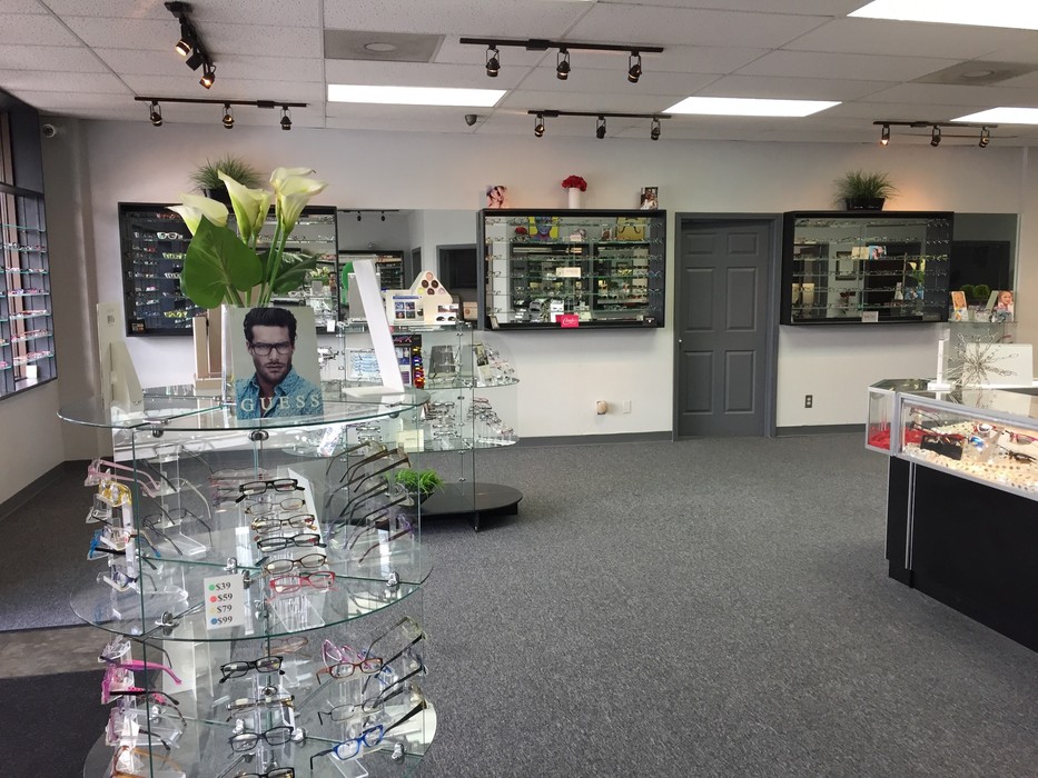 Copyright © 2023 Eyecare Optical . All rights reserved.