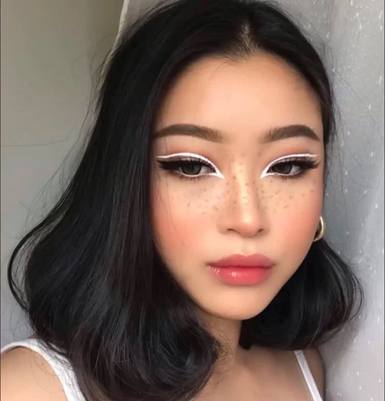 Egirl Eyeliner How to Apply Eyeliner on Egirl