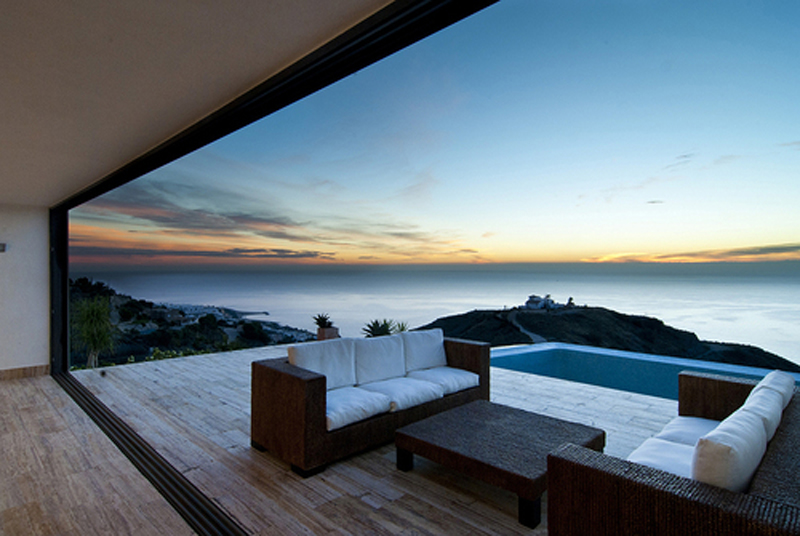 Eye of the Fish A wideangle view of architecture, urban